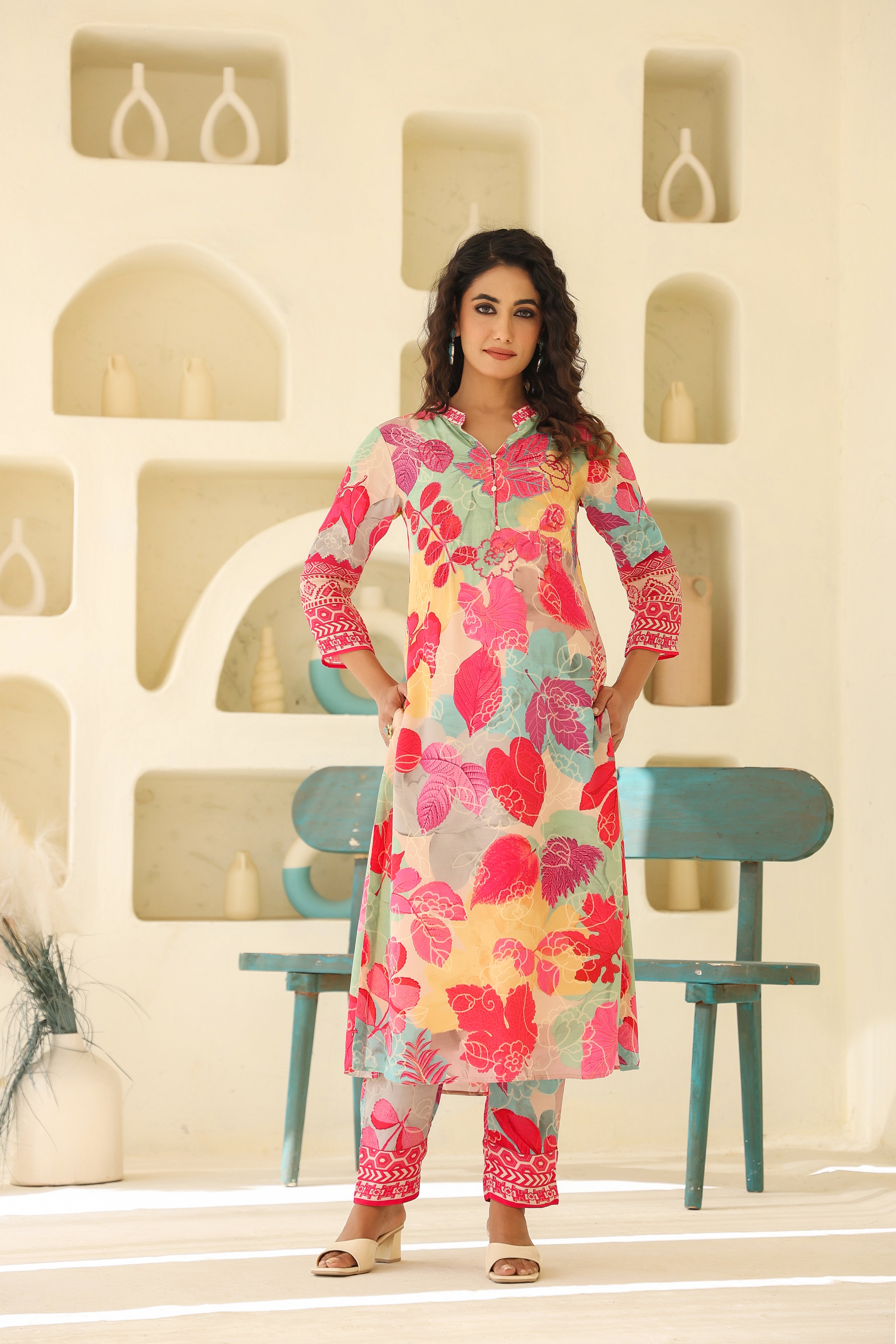 Pink Floral Printed Crepe Silk Kurta Pants Set