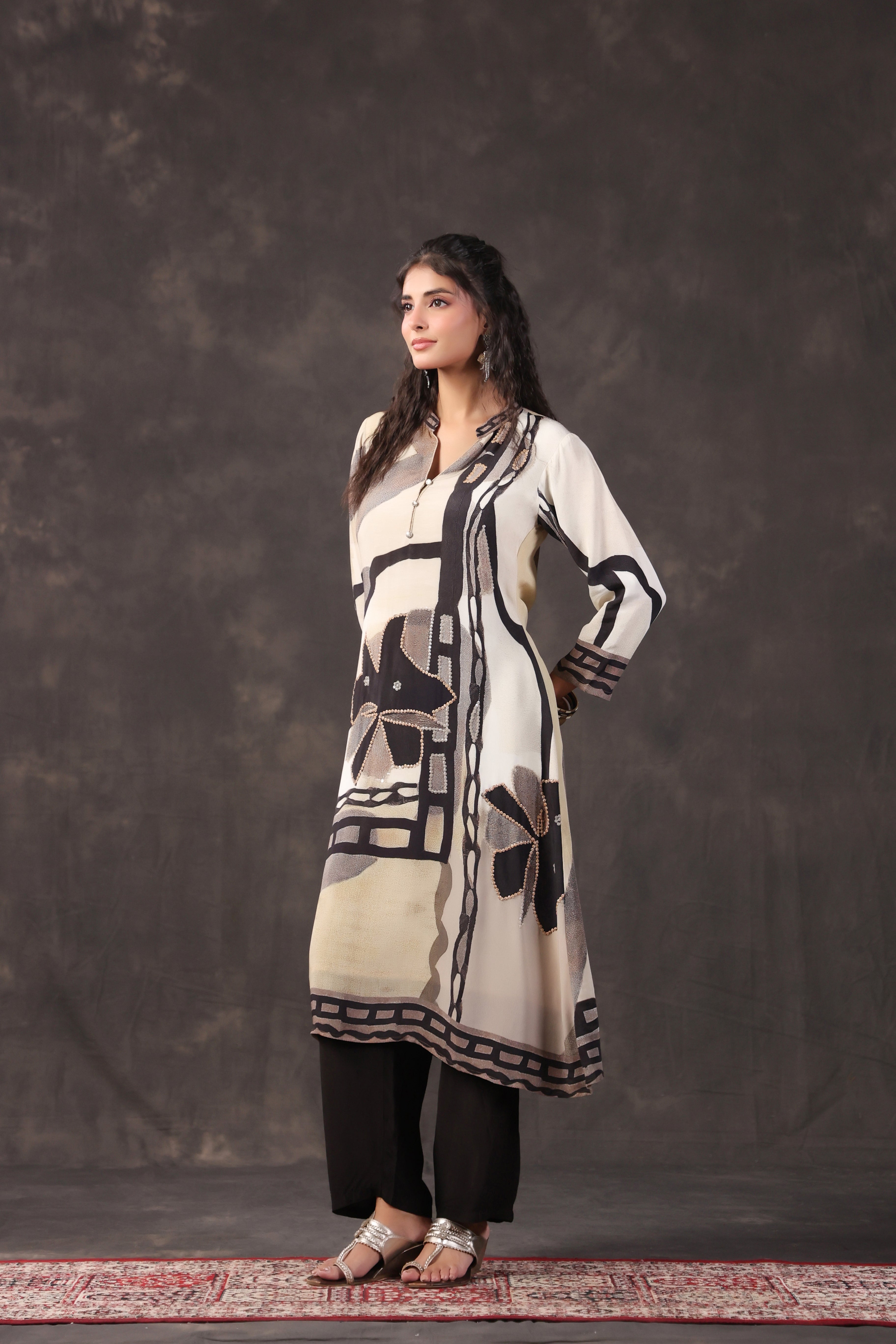 Monochrome Abstract Printed Crepe Silk Kurta Set