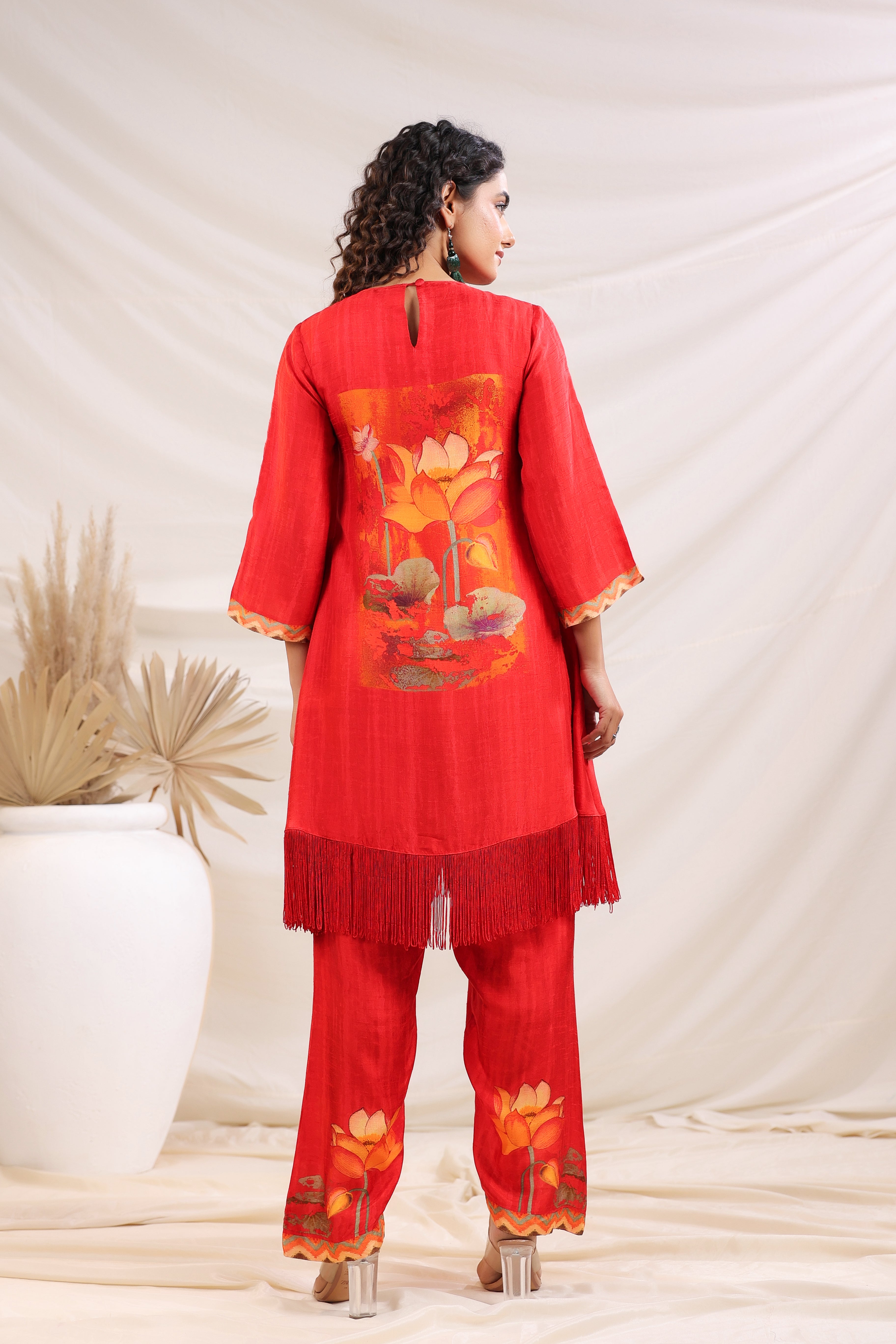 Red Lotus Printed Dola Silk Kurta Pants Set