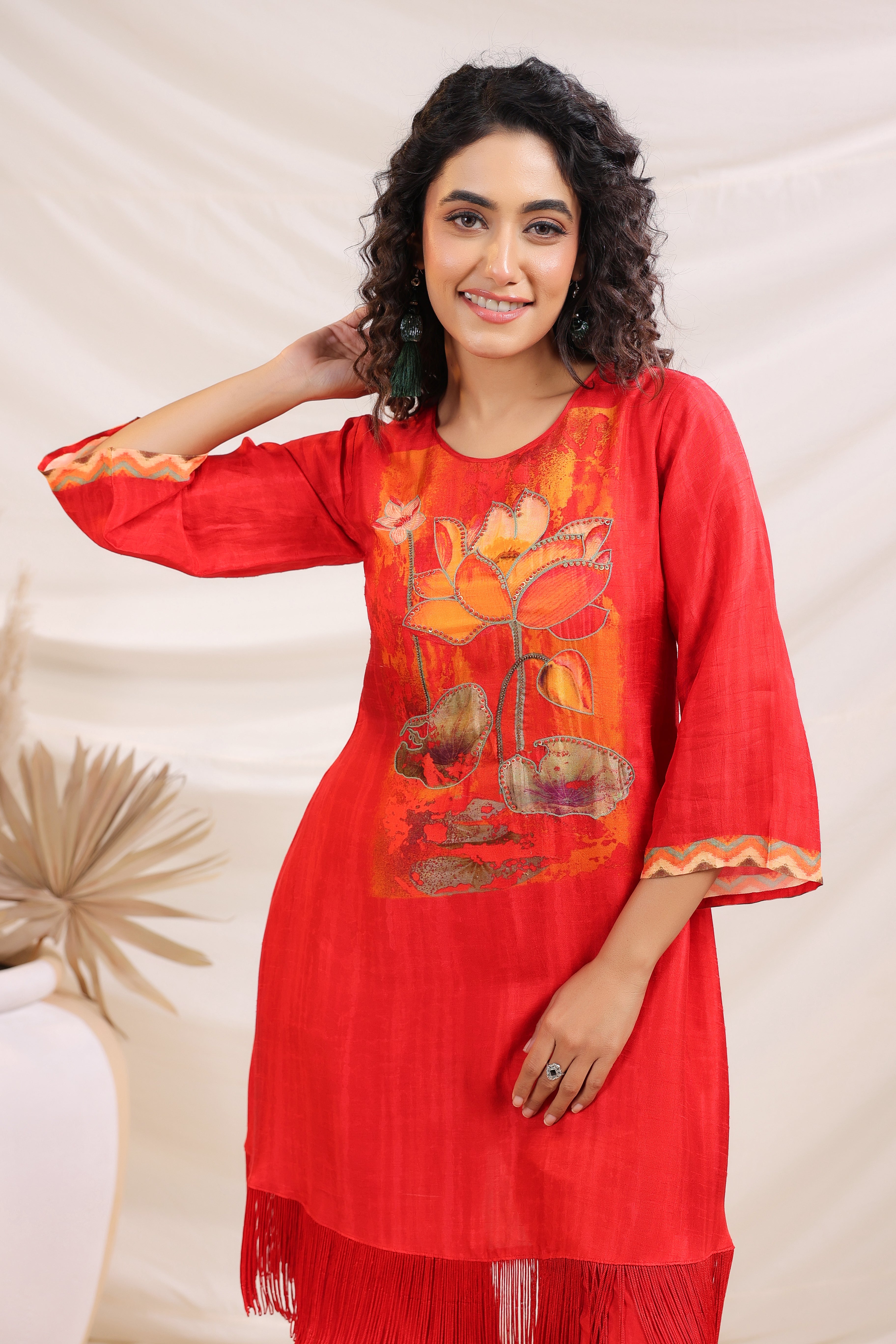 Red Lotus Printed Dola Silk Kurta Pants Set