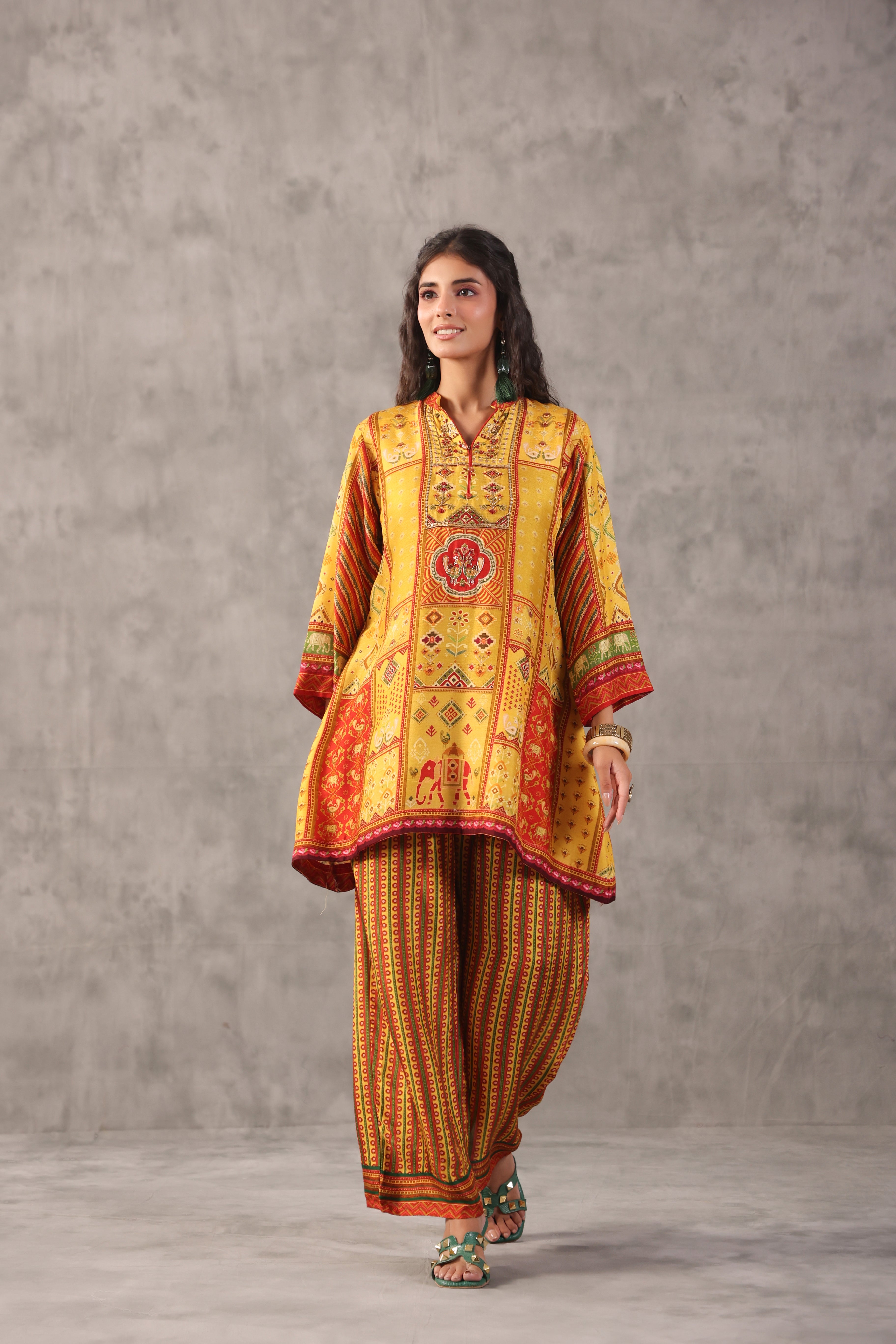 Sunset Printed Dola Silk Kurta Set