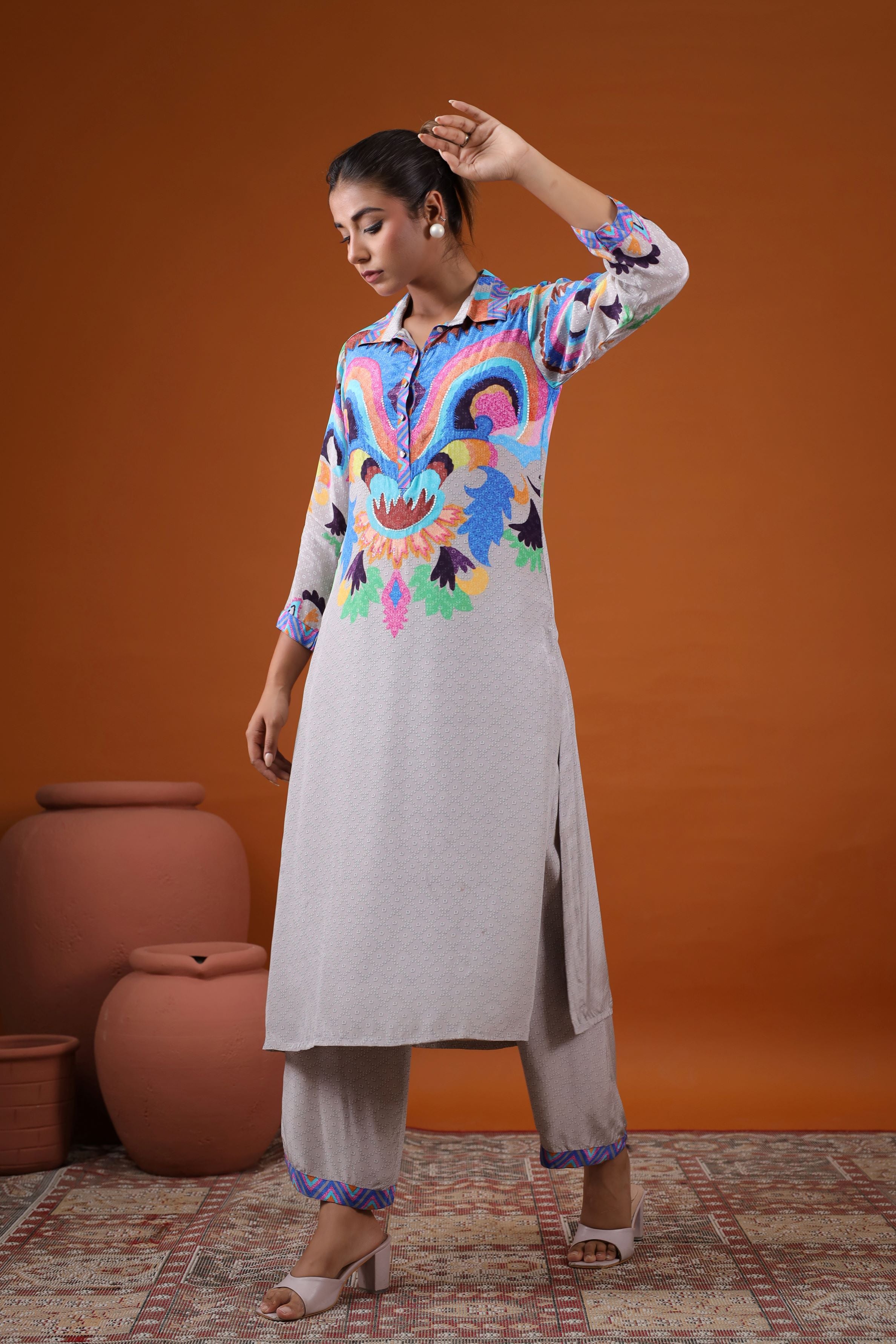 Grey Abstract Printed Crepe Silk Kurta Set