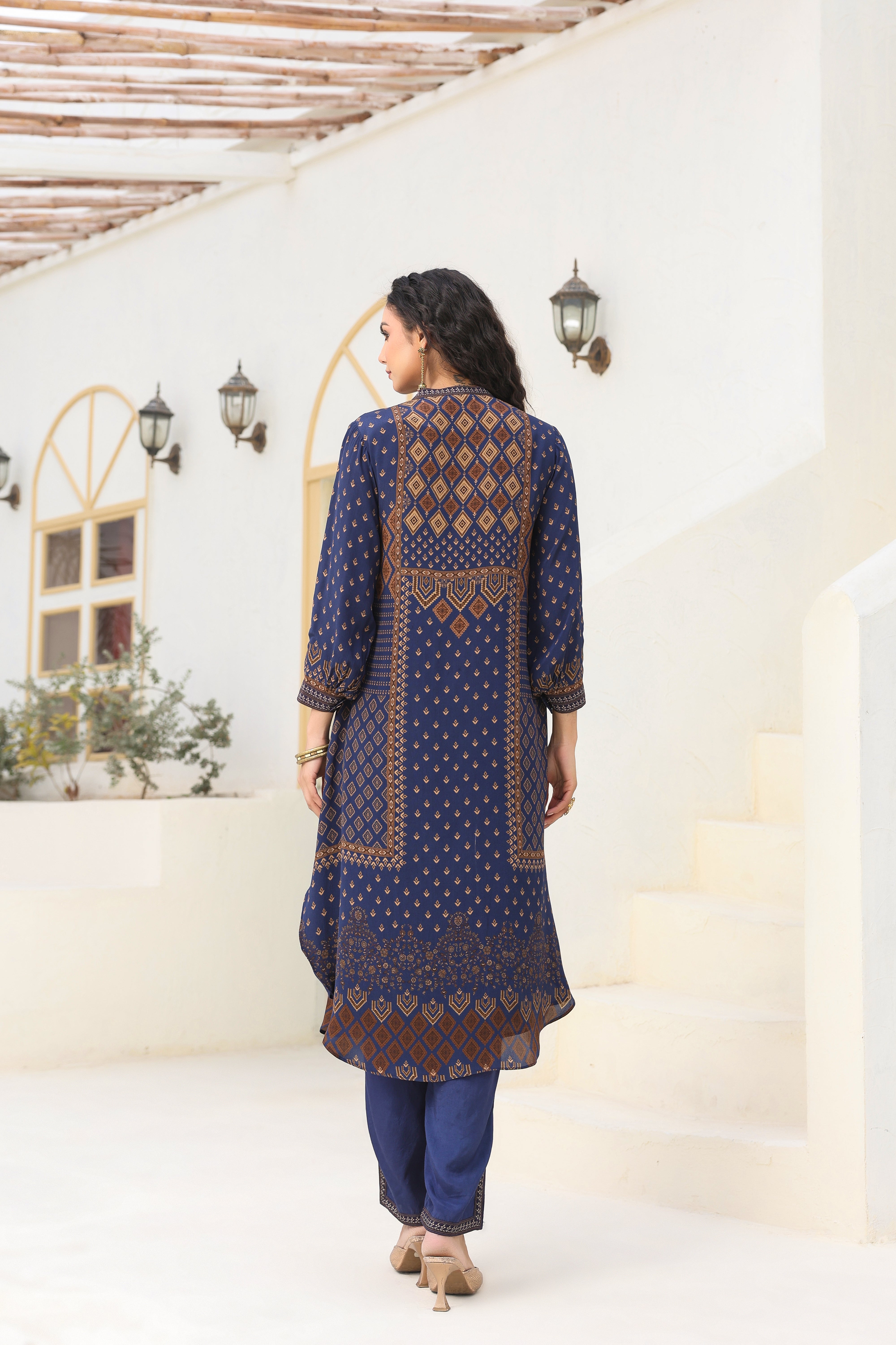 Deep Blue Ethnic Printed Crepe Silk Kurta Pants Set