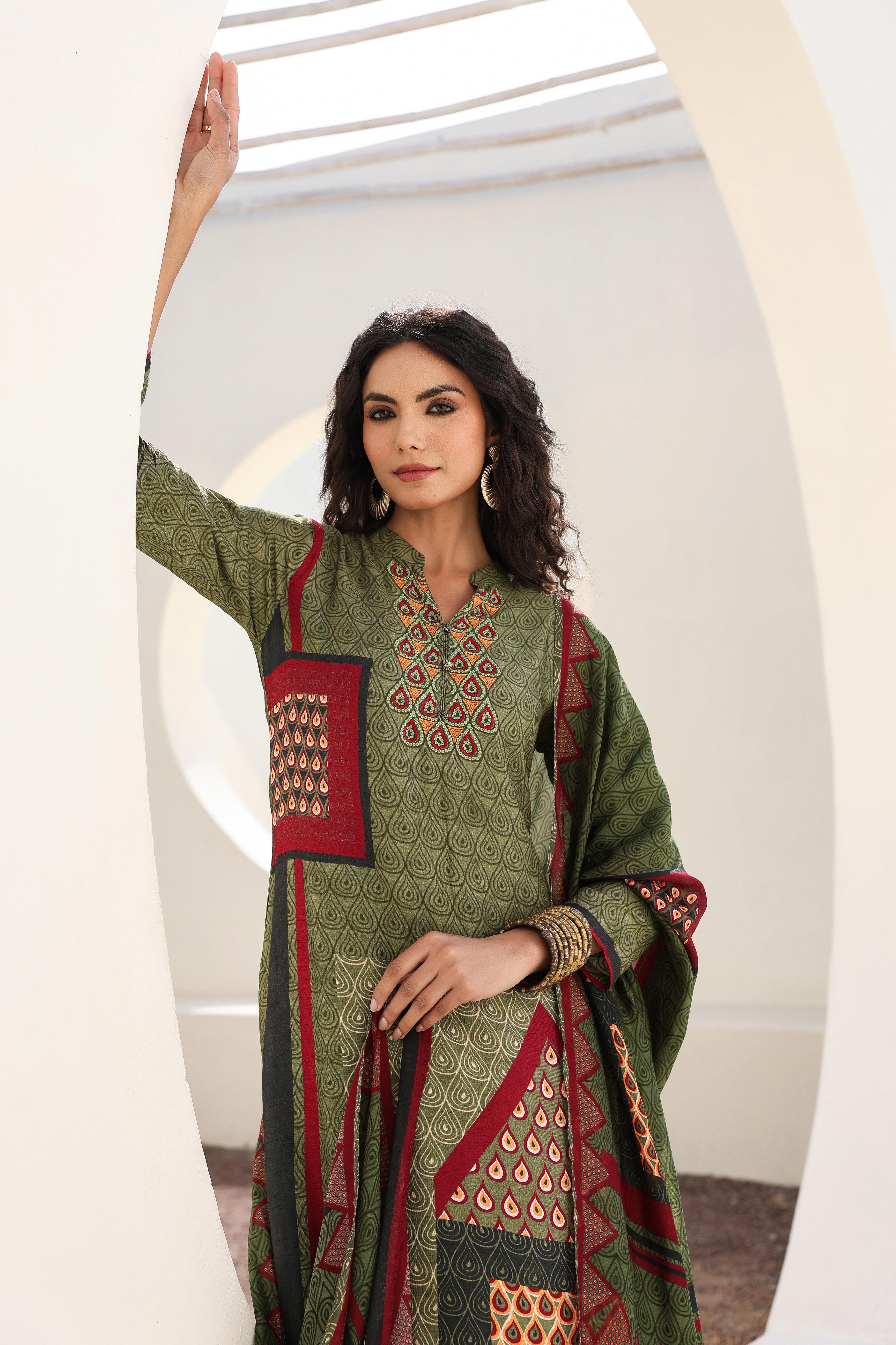 Deep Green Ethnic Printed Dola Silk Kurta Pants Set