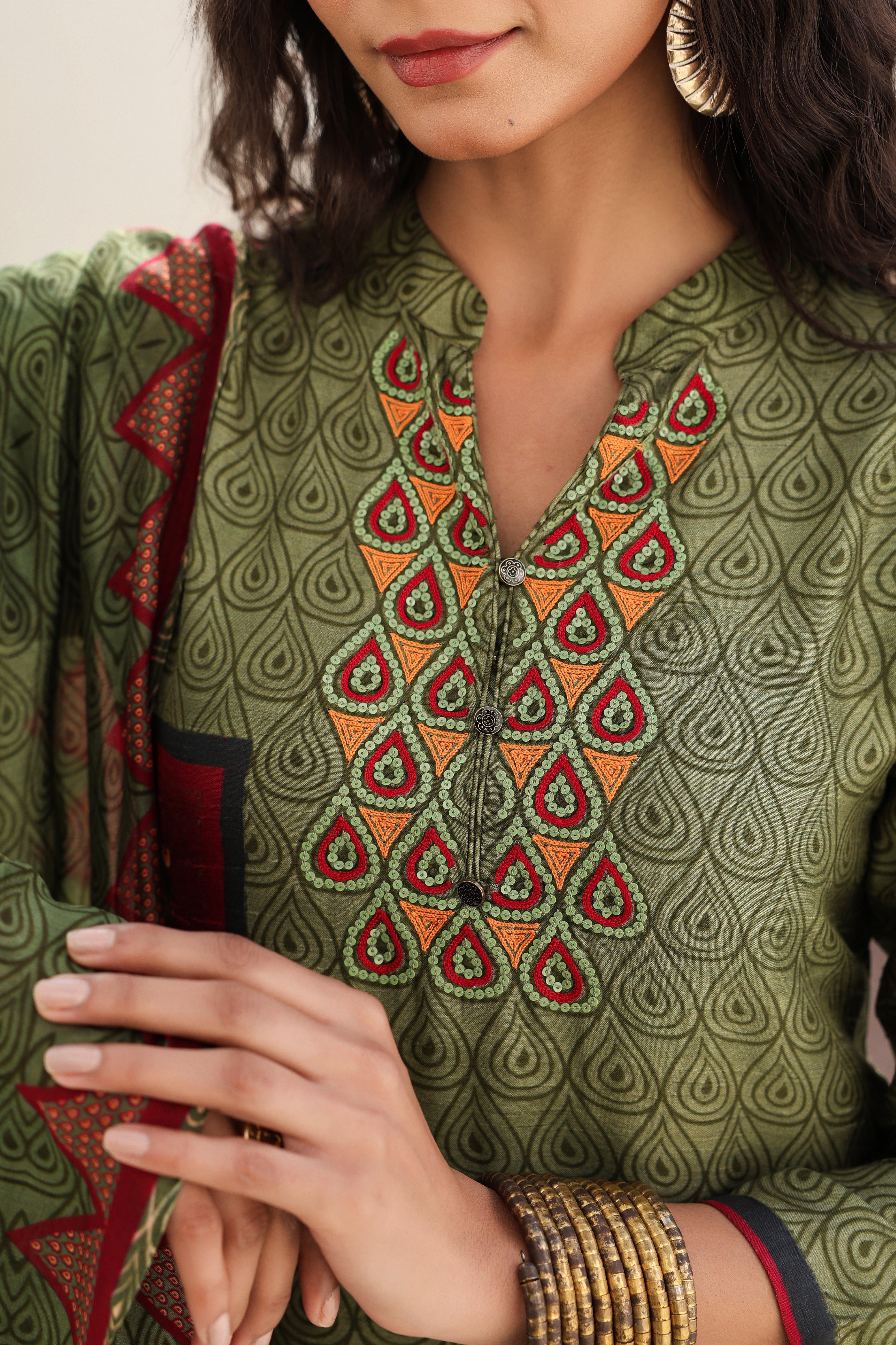 Deep Green Ethnic Printed Dola Silk Kurta Pants Set