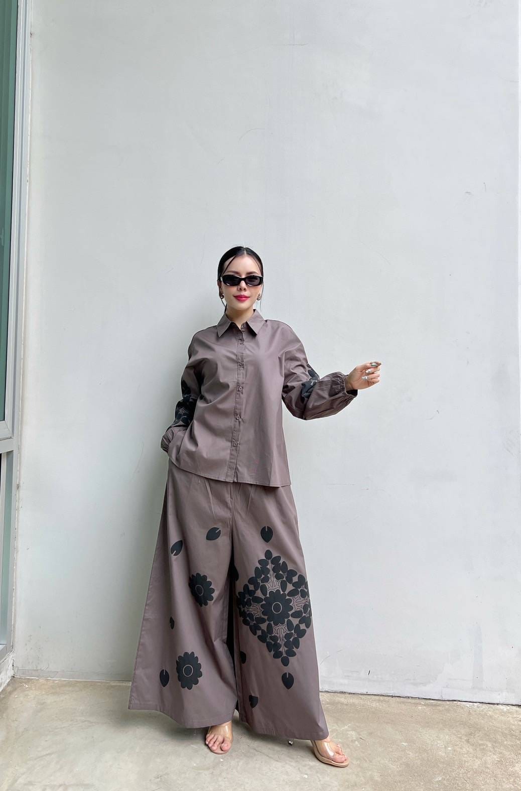 Taupe Grey Minimalist Black Floral Cotton Co-Ord Set
